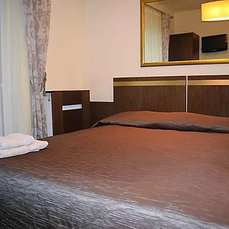 Orlik Hotell 3*