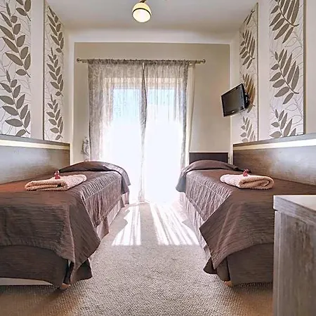 Hotell Orlik 3*