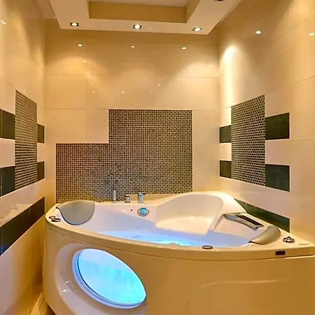 Hotell Orlik 3*